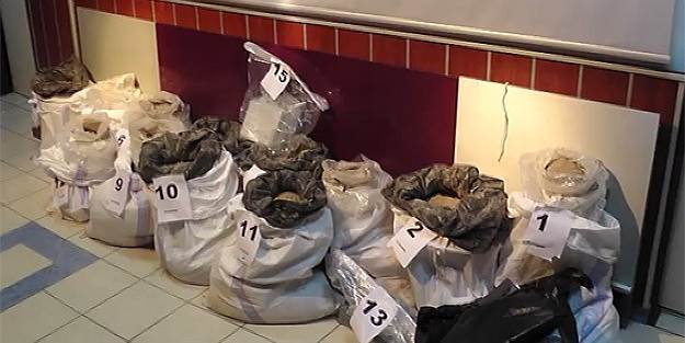 Yatak fabrikasında 235 kg eroin ele geçirildi!