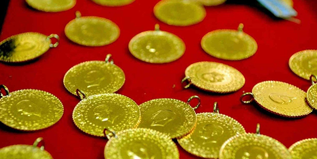 Yatırımını sadece altına yapanlar dikkat! Ünlü ekonomist 'öyle yapmayın' diyerek para kazandıracak yöntemi açıkladı