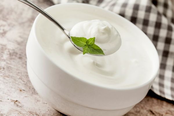 Yatmadan önce yoğurt yemenin 5 faydası! Anketlerde önde... Böyle tüketirseniz vücudunuzu şifa ağıyla örecek