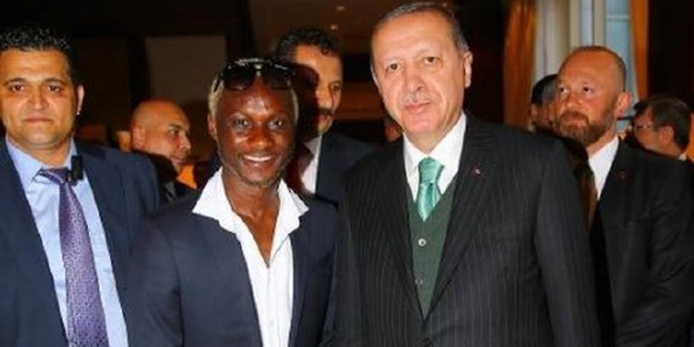Yattara Brüksel'de Erdoğan'ı karşıladı