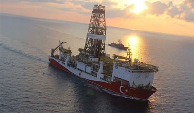 Yavuz ve Fatih’i 20 gemi eşlik ediyor