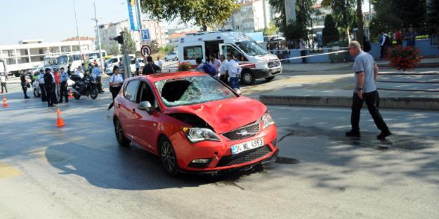 Yaya geçidinde korkunç ölüm! 50 metre uzağa fırladı