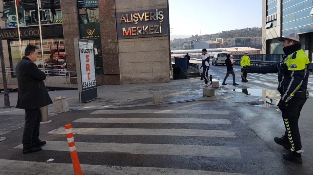 Yaya geçidini kullanmakta zorlandılar 