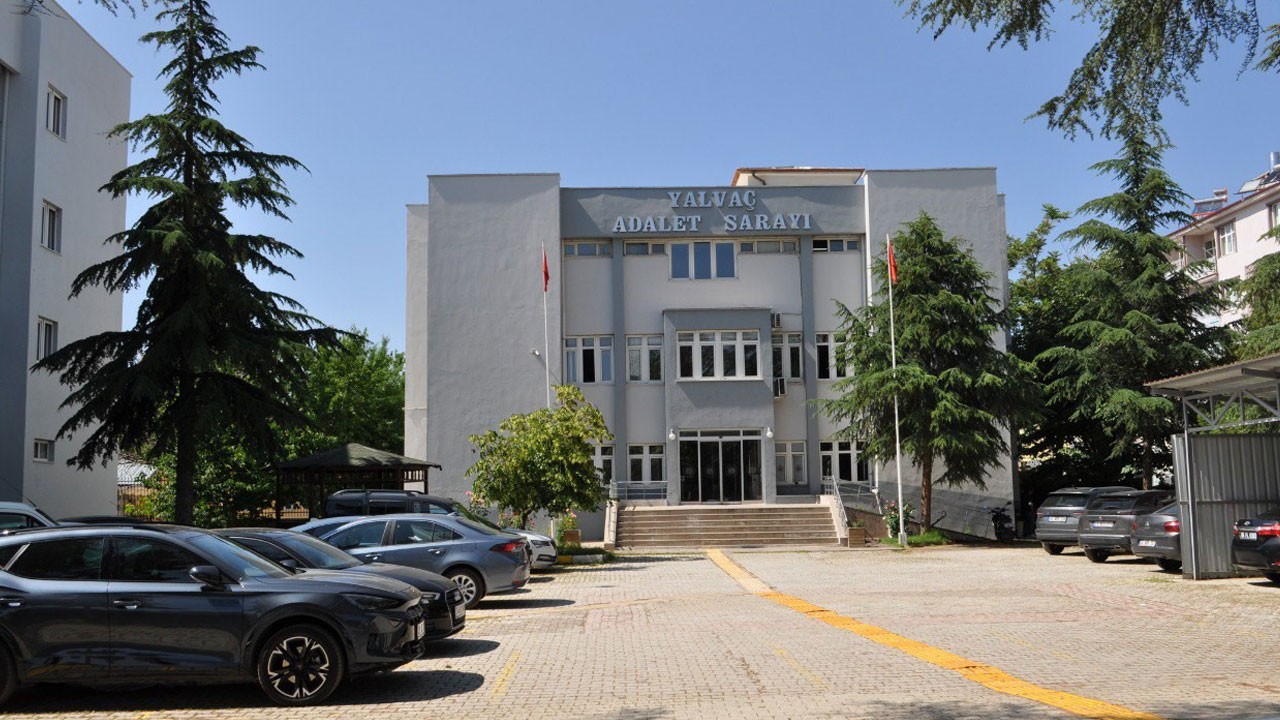 Yayaya çarpıp kaçtı! 4 saat sonra saklandığı evde yakalandı