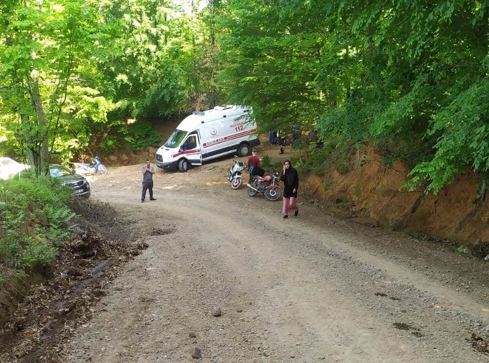 Yayla yolunda römork devrildi: 2 yaralı 