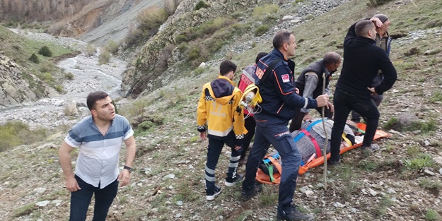 Yaylada rahatsızlanan kadının yardımına Mehmetçik yetişti