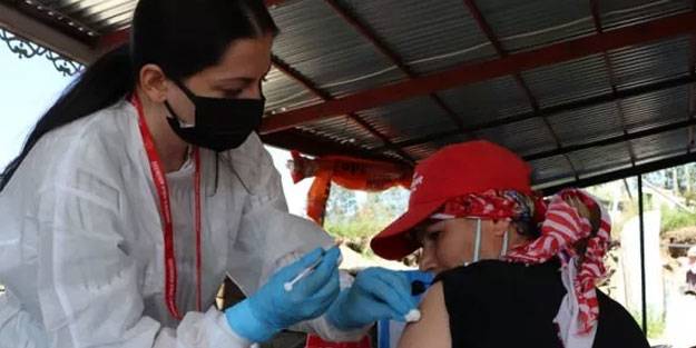 Yayladaki vatandaşlara koronavirüs aşısı