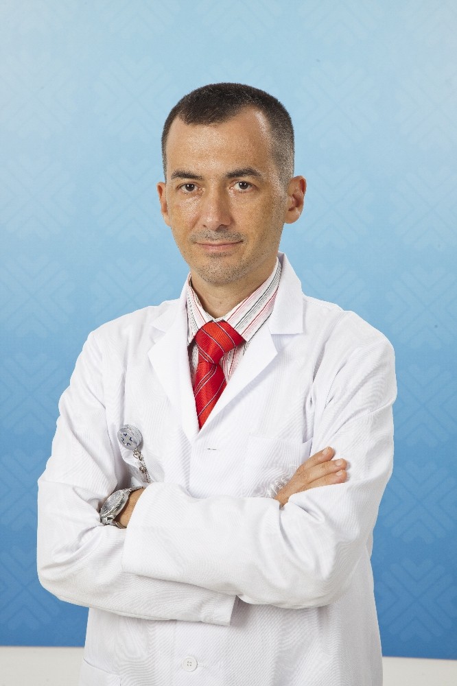 “Yaz aylarıyla birlikte koronavirüs bitebilir” 