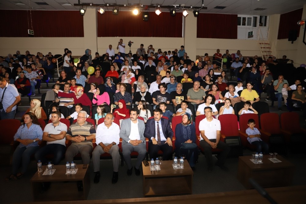 Yaz kursları kapanış töreniyle sona erdi 
