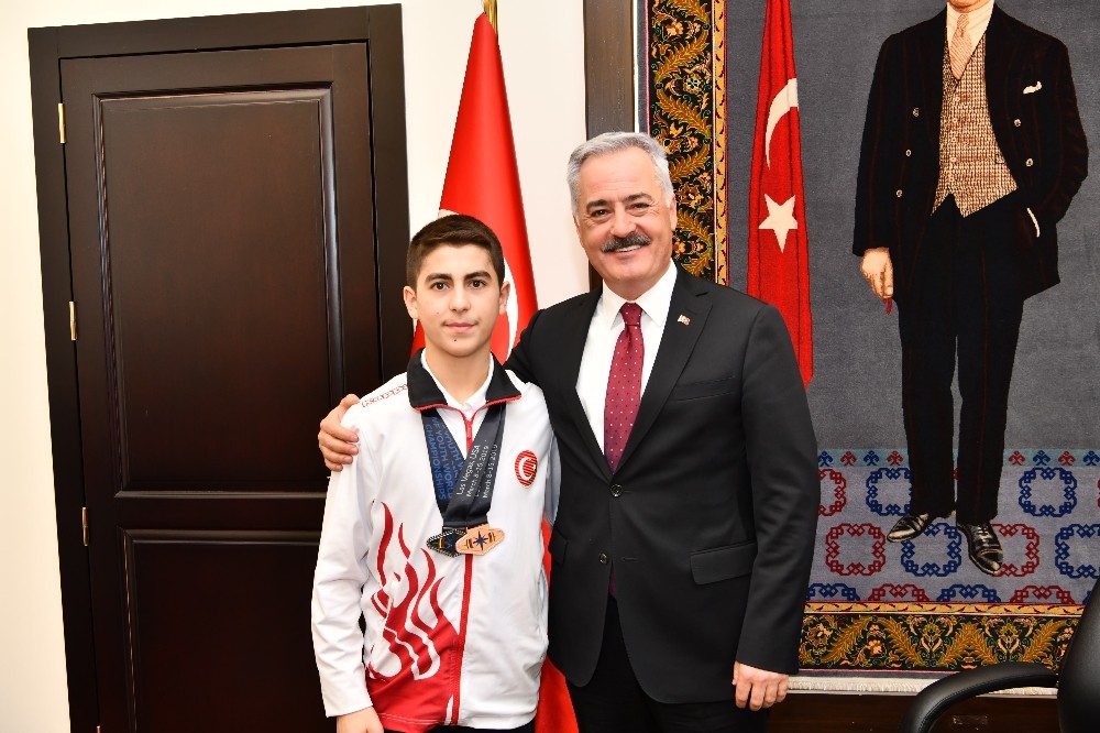 Yaz okulunda keşfedilen sporcu Dünya 3.’sü oldu 