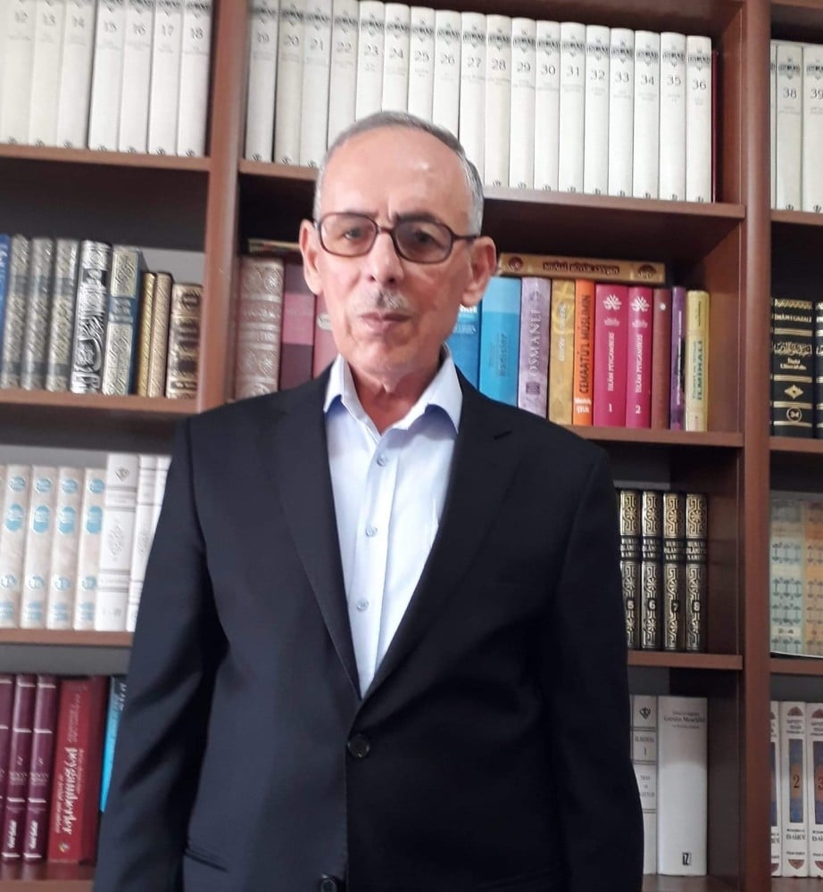 Yazar Ali Bozkurt’un son kitabı “Farklı Dünyalar” çıktı 