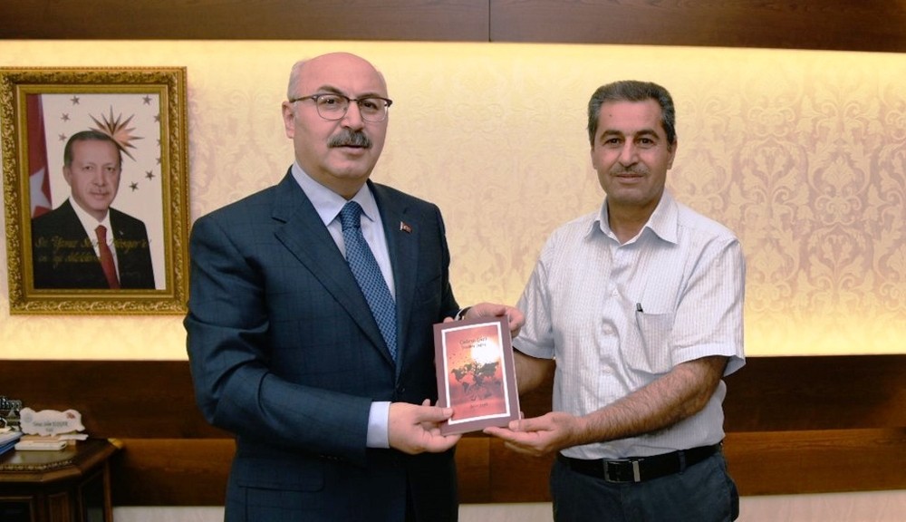 Yazar Bekir Aygül’ün yeni kitabı ‘Çadırın Gözü, Yeniden Doğuş’ okuyucuyla buluştu 