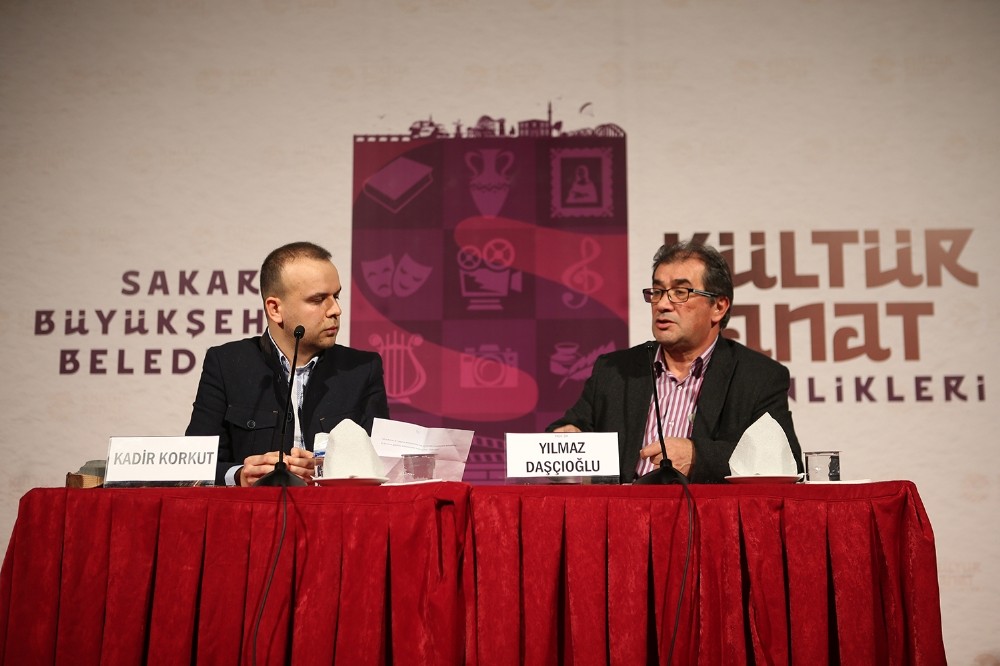 Yazar Daşçıoğlu kitabını AKM’de tanıttı 