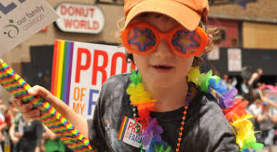 Yazar Emine Şenlikoğlu anlatıyor! Sapkınlığın tuzağından kurtuluşun formulü