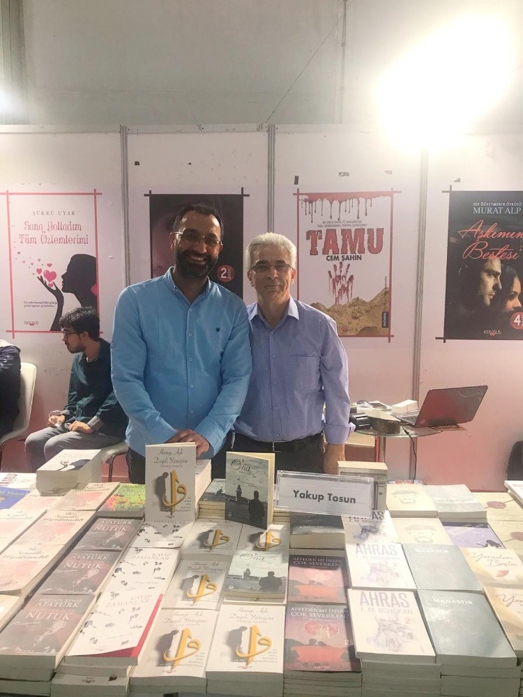 Yazar Yakup Tosun, okuyucuları ile buluştu 