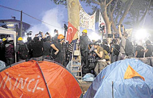 Yazarlar Vakfı’ndan Cemaat açıklaması