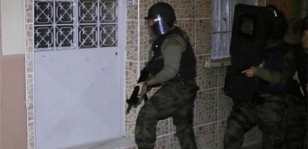 Terör örgütünün sorumluları tutuklandı