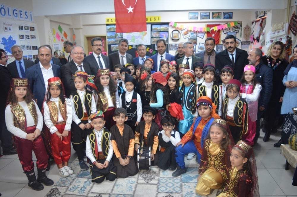 Yedi bölge yedi renk etkinliği düzenlendi 