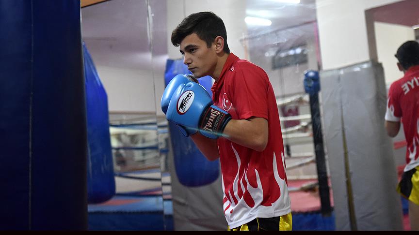 Yediği dayak onu dünya şampiyonluğuna taşıdı