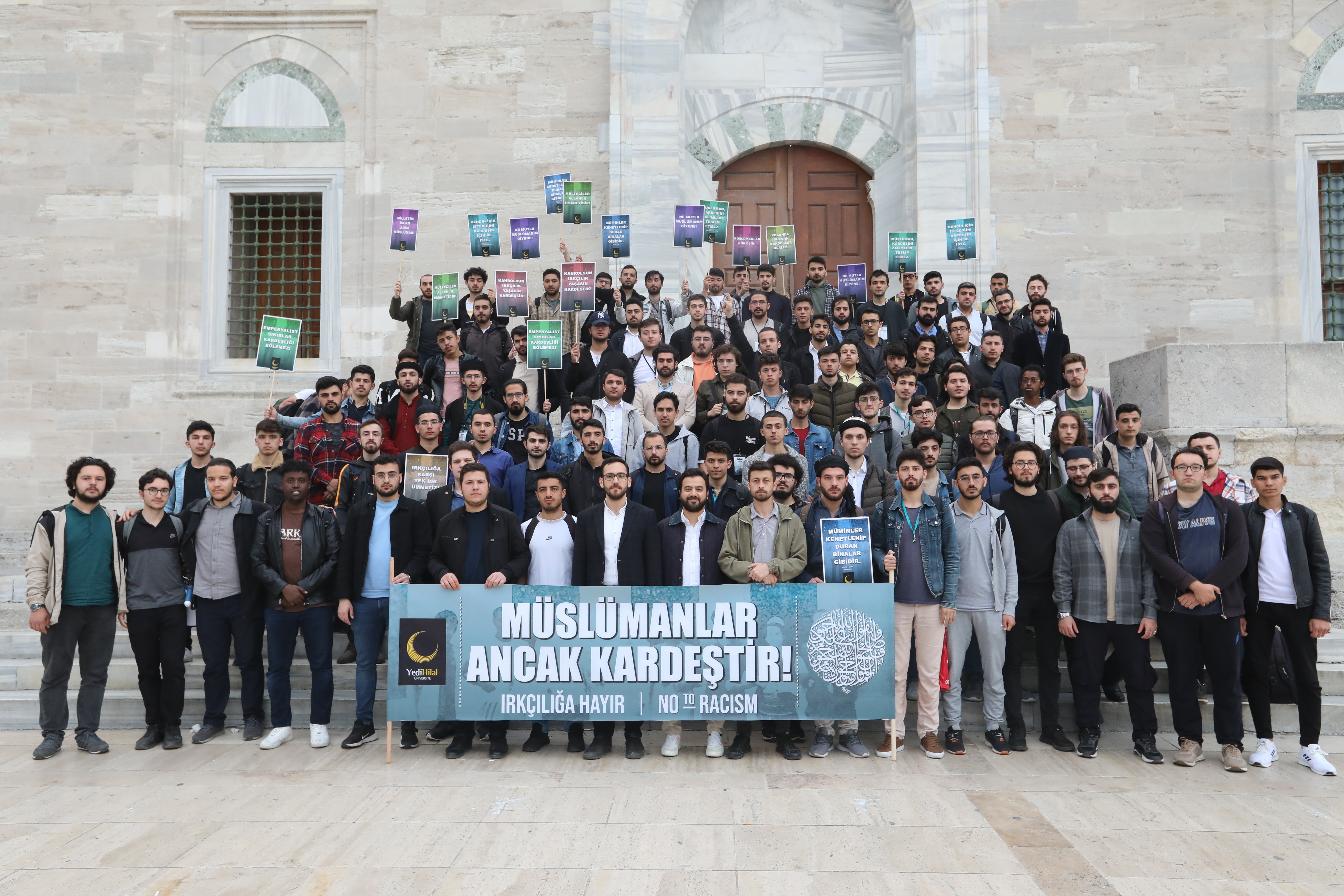 YediHilal Üniversite Teşkilatlarından artan ırkçılığa tepki: Irkçılığa Karşı Tek Bir Ümmetiz!