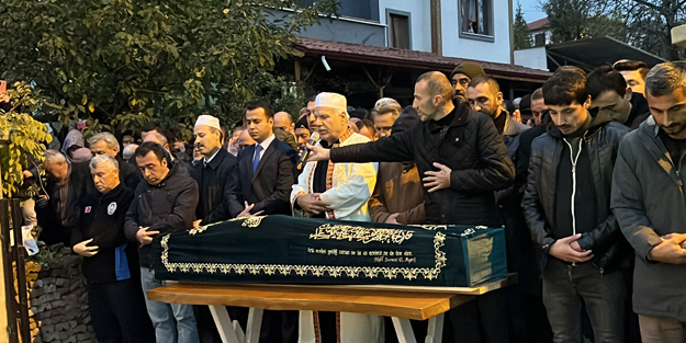 Yedikleri mantar hayattan kopardı! Birkaç saat arayla vefat ettiler