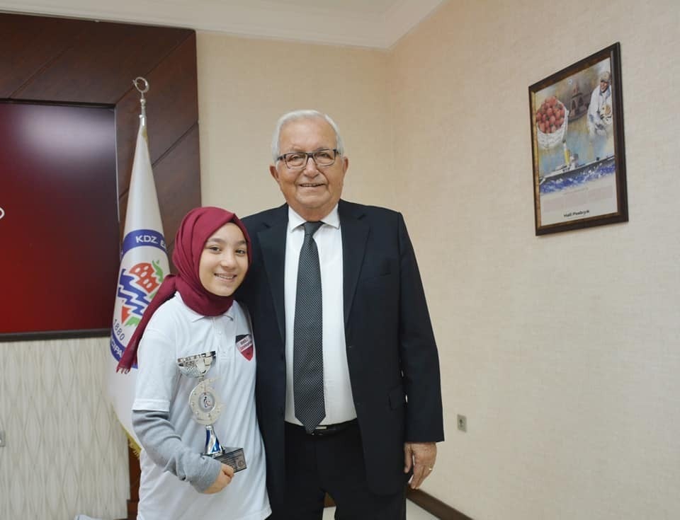 Yelken’de engelleri aştı, en genç sporcu seçildi 