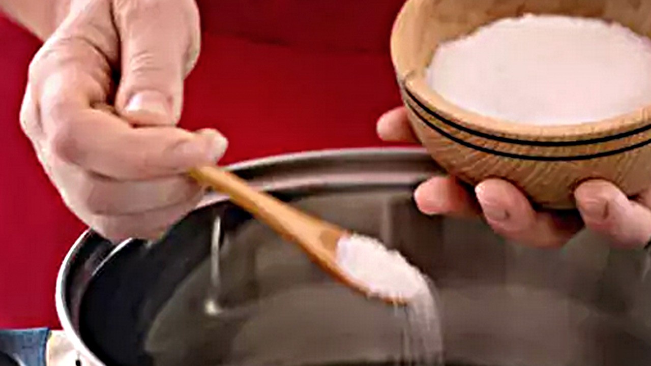 Yemek fazla tuzlu olduysa o çözümü çok basit: İşte hesap örneği!