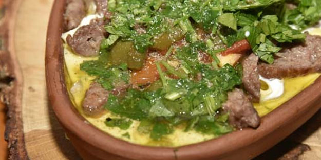 Yemek için kilometrelerce yol geliyorlar! Siparişlere yetişemiyorlar