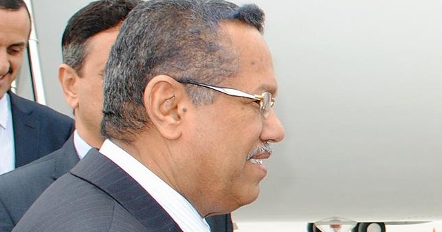 Yemen Başbakanı Dağr görevini yürütmek üzere Aden'e geldi