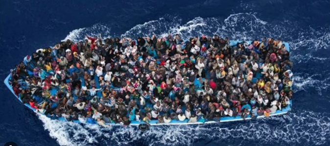 Yemen ve Cibuti Açıklarında 4 Tekne Alabora Oldu! 186 Göçmenden haber alınamıyor