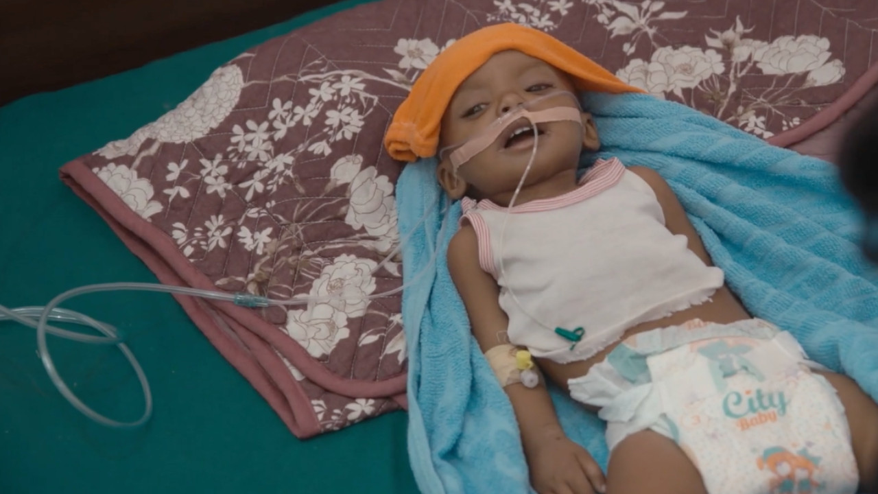 Yemen'de çocuklar ölümün eşiğinde!
