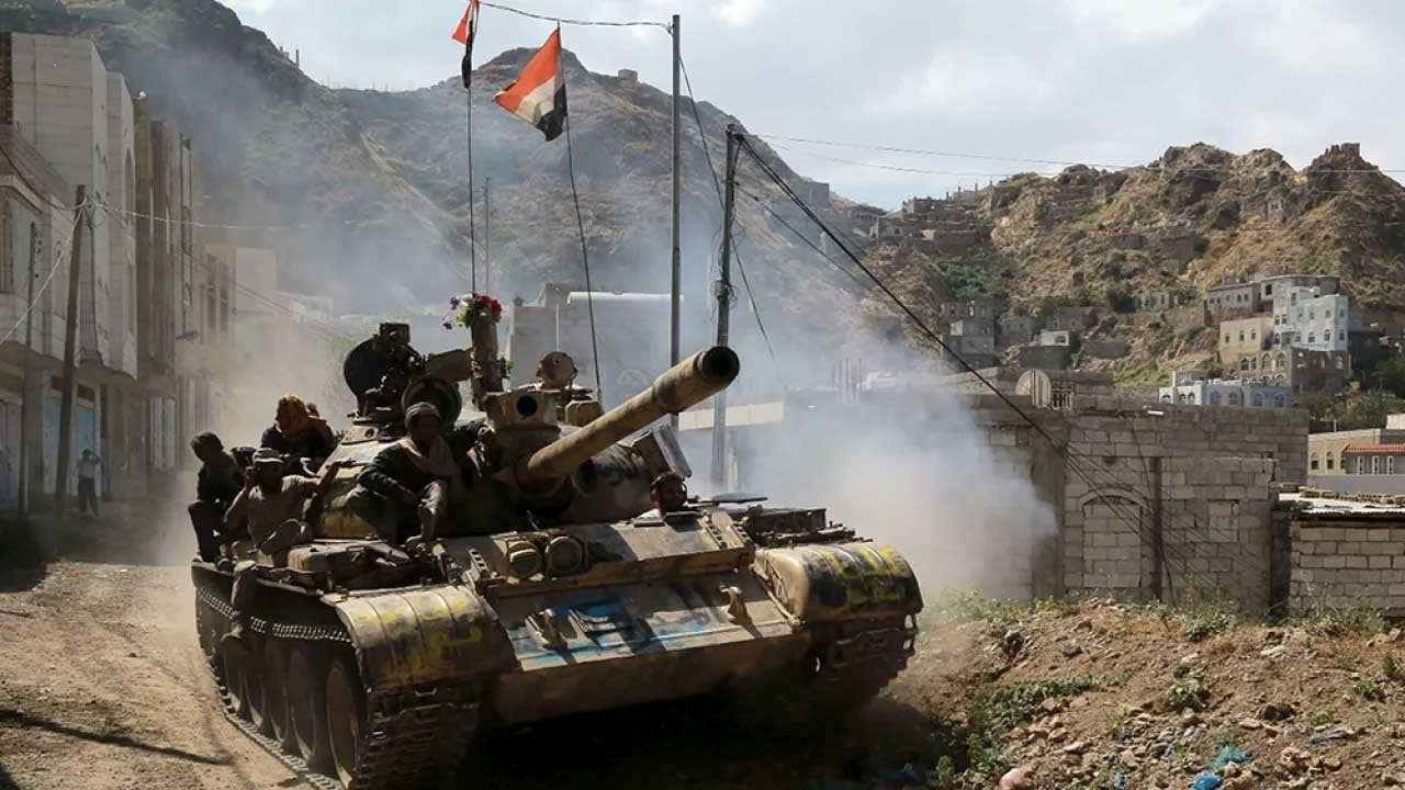 Yemen'de gerilim tırmanıyor! Cephe hatlarında şiddetli çatışma