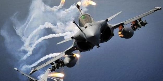 Yemen'de hava saldırısı! En az 30 ölü