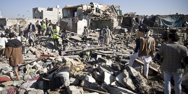 Yemen'de iftar vakti dört intihar saldırısı!