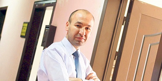 Yener Dönmez gözaltına alındı!