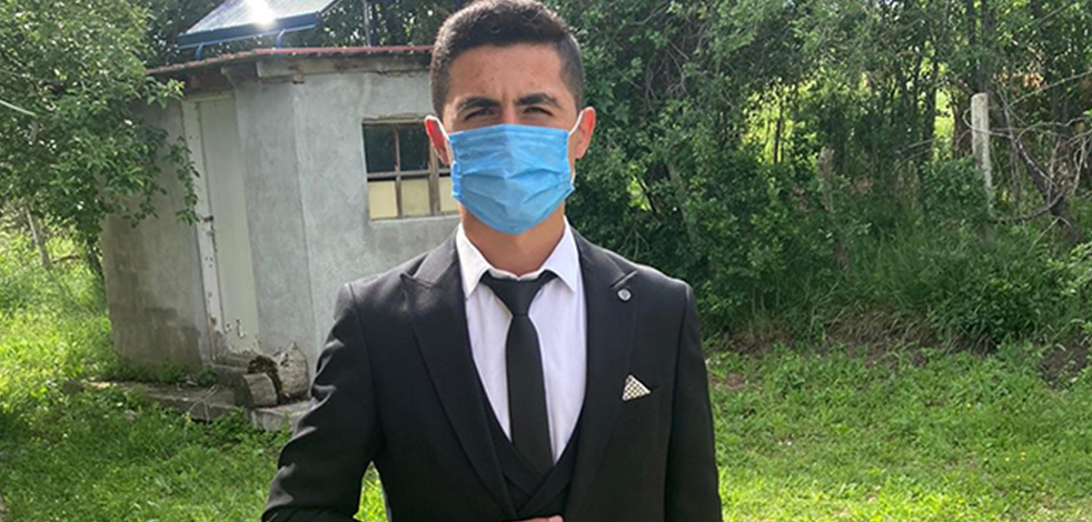 Yeni 18’ine giren genç Samsun’da muhtar seçildi