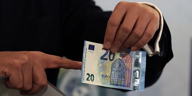 İlk defa yarın dolaşıma girecek!