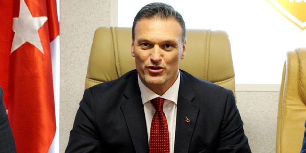 Yeni vekil Alpay Özalan'ın babası vefat etti