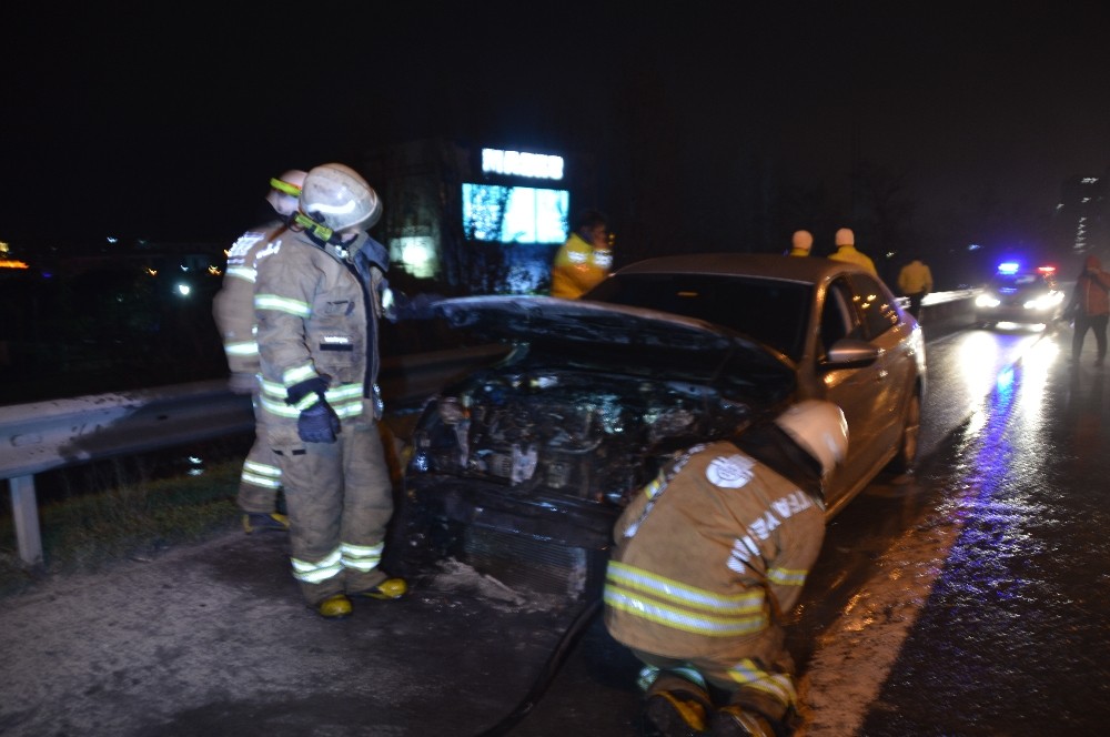 Yeni aldığı ikinci el otomobili kül olan sürücü o anları gülerek anlattı 