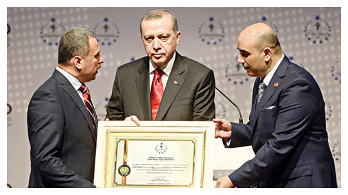 Yeni anayasa için 400 vekil