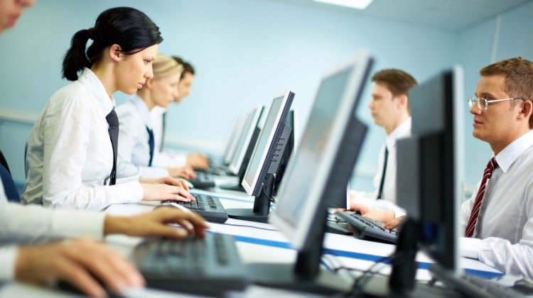 Yeni anneye devletten en az 6622 TL maaş müjdesi