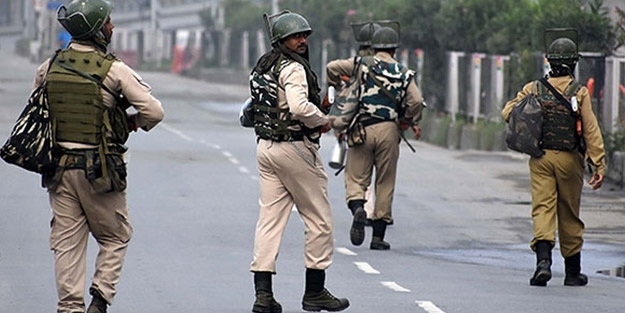 İki ülke savaşın kapısını araladı! 3 asker öldürüldü