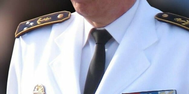Yeni detaylar belli oldu! 104 emekli amirale bu soru sorulacak