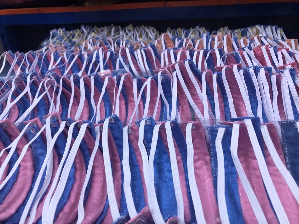 Yeni doğan bebekler için hastanede siperlik üretiliyor 