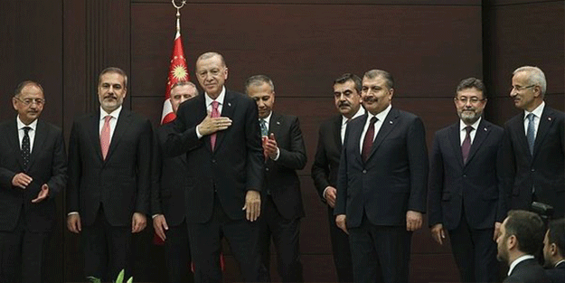 Yeni dönem başlıyor Devir teslim törenlerinden çarpıcı kareler