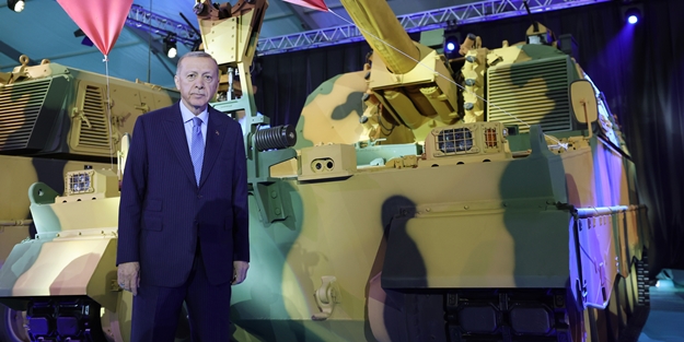 Yeni Fırtına Obüsleri TSK'ya teslim edildi