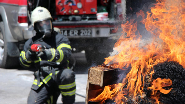 Yeni geliştirilen yangın söndürme sistemi test edildi