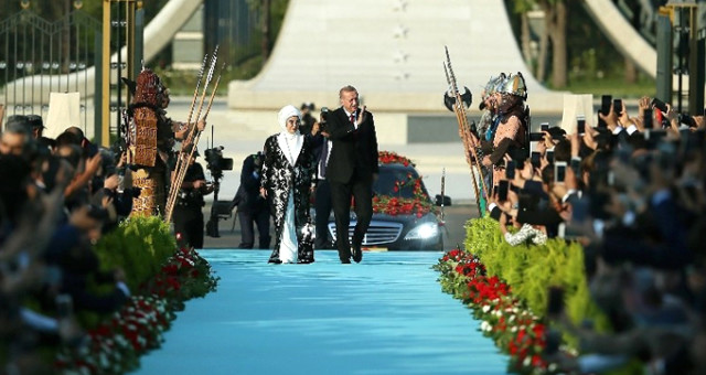 Yeni kabinede dikkat çeken Cuma ayrıntısı