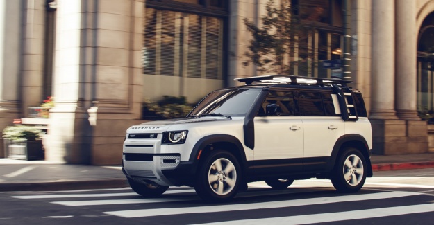 Yeni Land Rover Defender’a çifte ödül