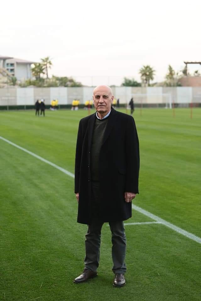 Yeni Malatyaspor Asbaşkanı Aziz Yalçınkaya: “Futbol sahada oynanan ve daha çok çalışanın kazandığı bir oyun” 